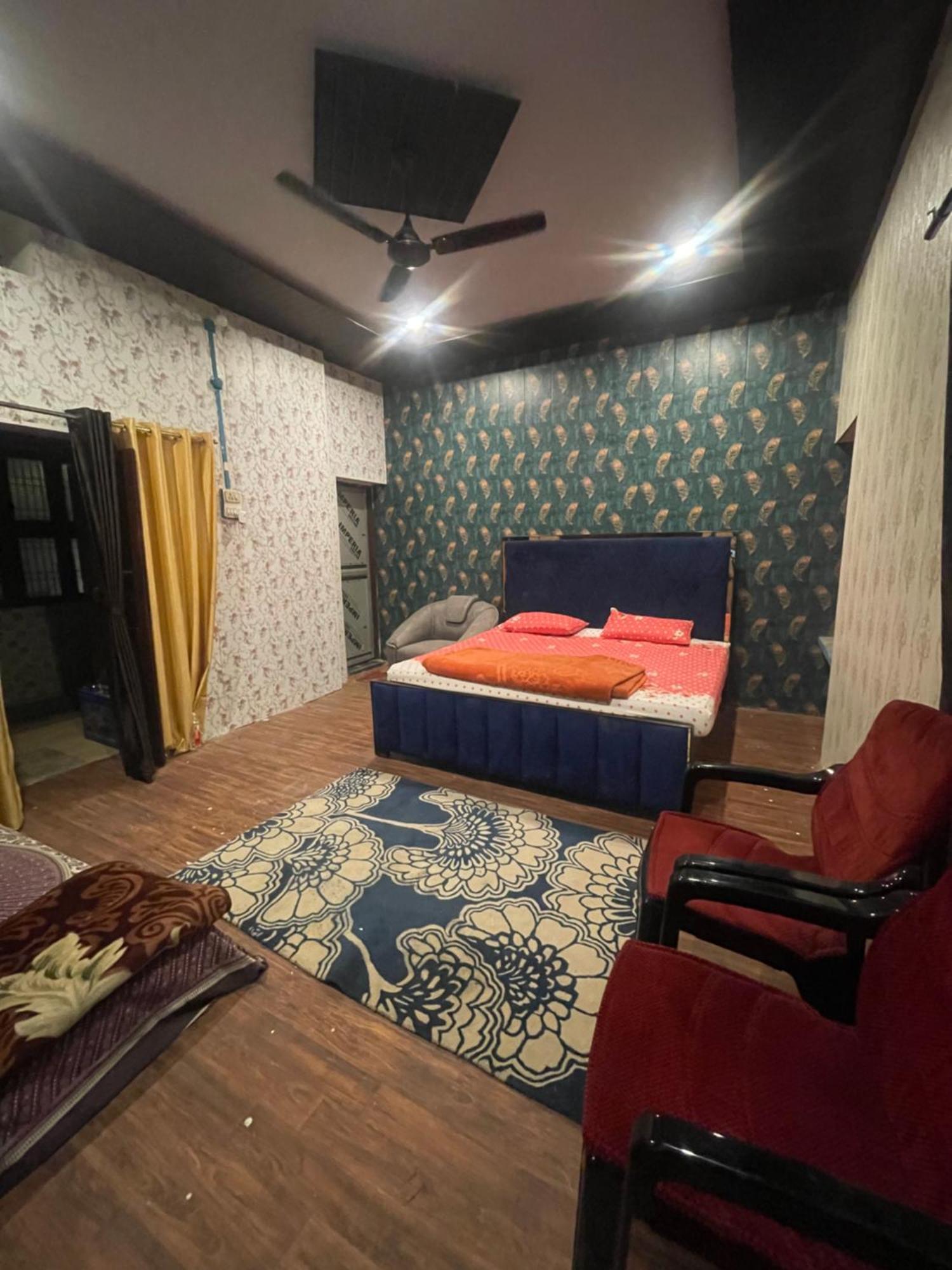 Swastik Home Stay Ravindpuri Benares Buitenkant foto