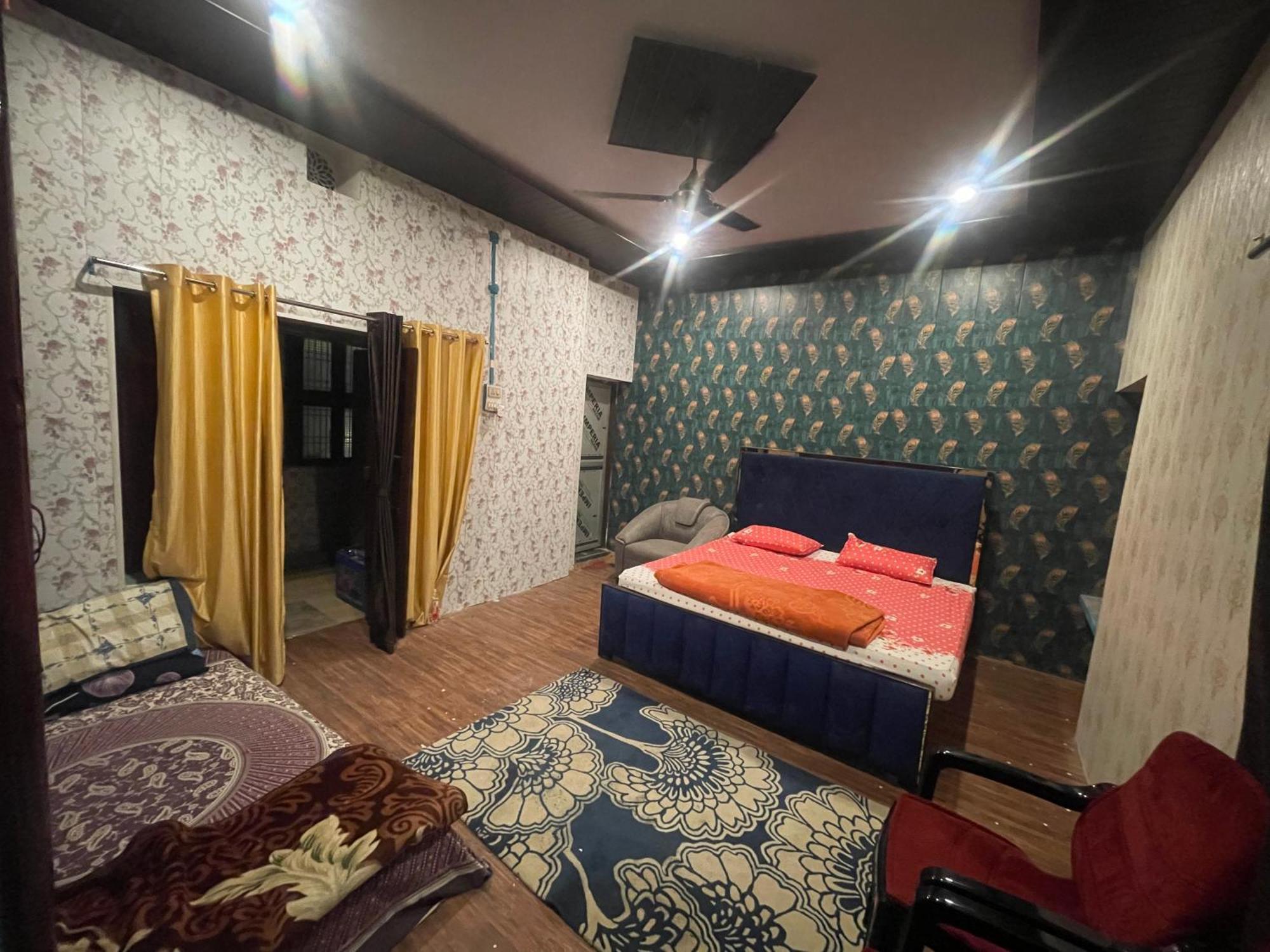 Swastik Home Stay Ravindpuri Benares Buitenkant foto