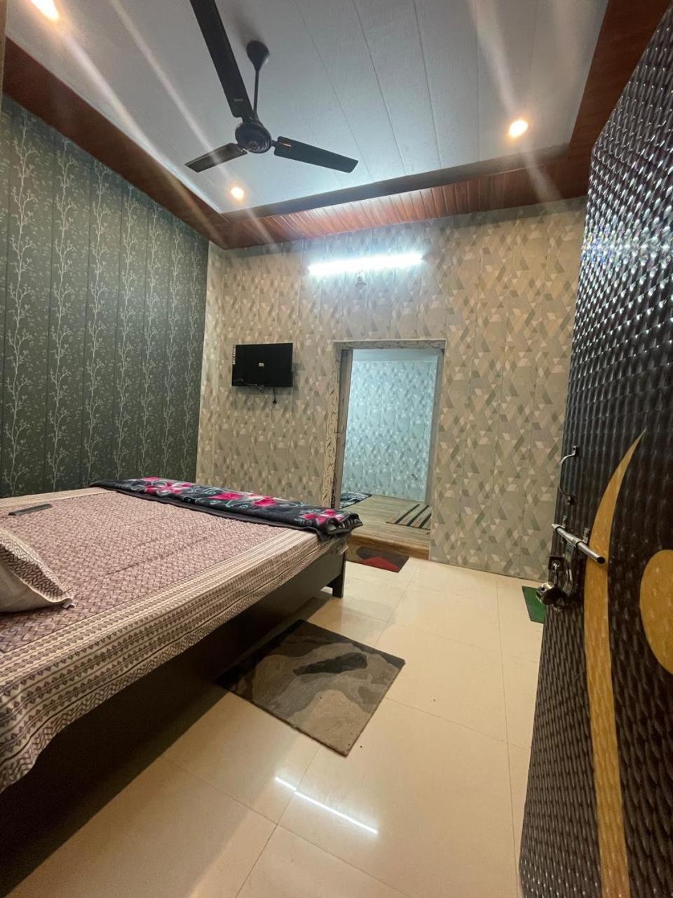 Swastik Home Stay Ravindpuri Benares Buitenkant foto