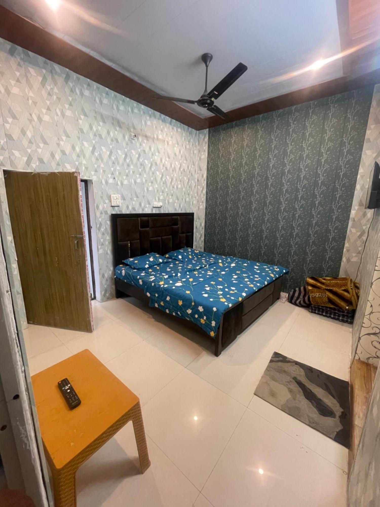Swastik Home Stay Ravindpuri Benares Buitenkant foto